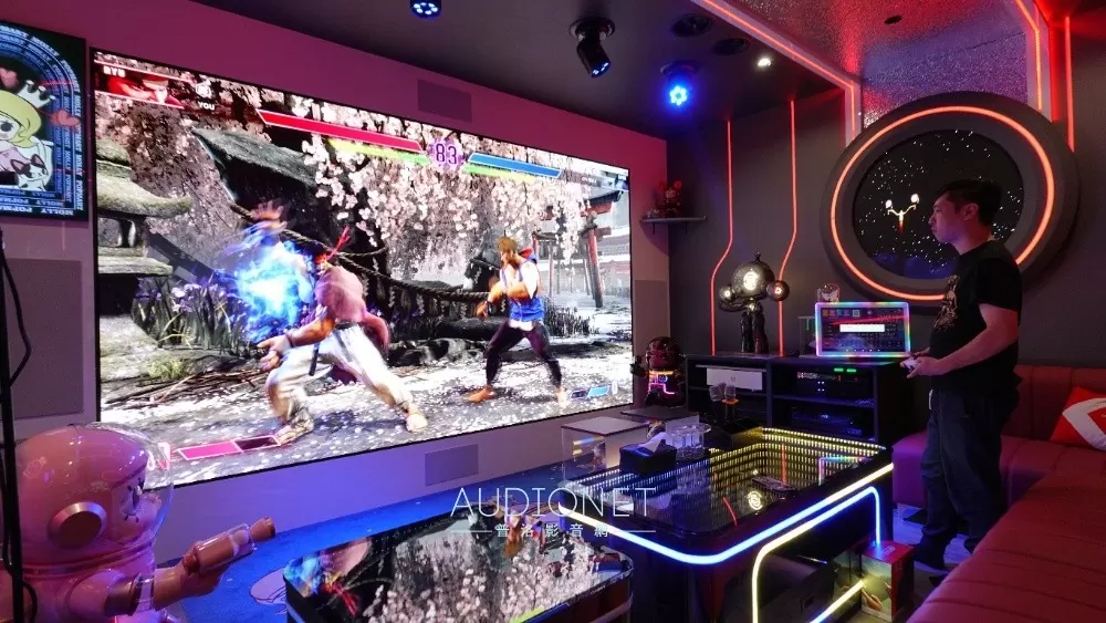 名展音響打造TDG喇叭結合泡泡瑪特風的「響唱玩聚屋」