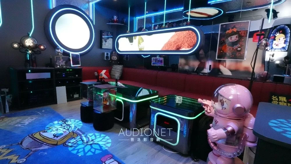 名展音響打造TDG喇叭結合泡泡瑪特風的「響唱玩聚屋」