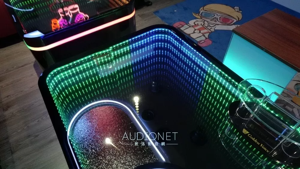 名展音響打造TDG喇叭結合泡泡瑪特風的「響唱玩聚屋」