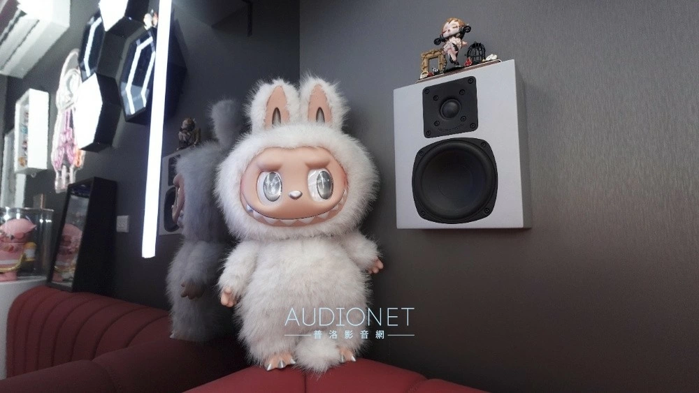 名展音響打造TDG喇叭結合泡泡瑪特風的「響唱玩聚屋」