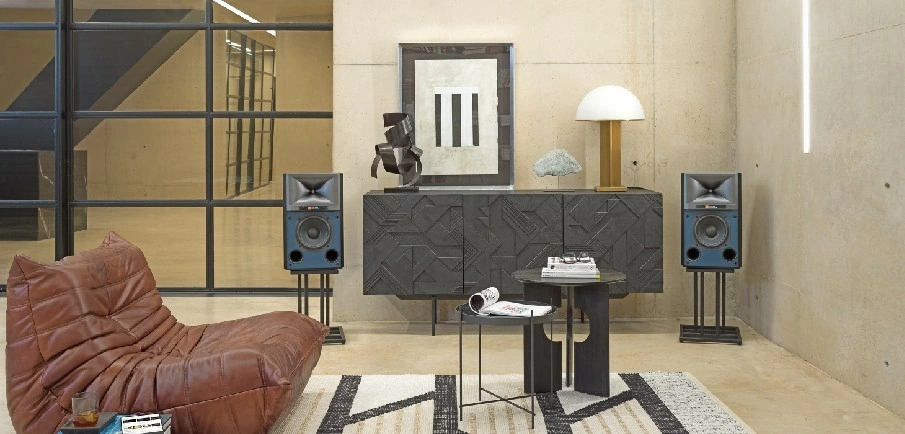 英大公司貨 JBL 4305P 胡桃木 主動式監聽喇叭 / 書架喇叭 英大公司貨 JBL 4305P 胡桃木 主動式監聽喇叭 / 書架喇叭