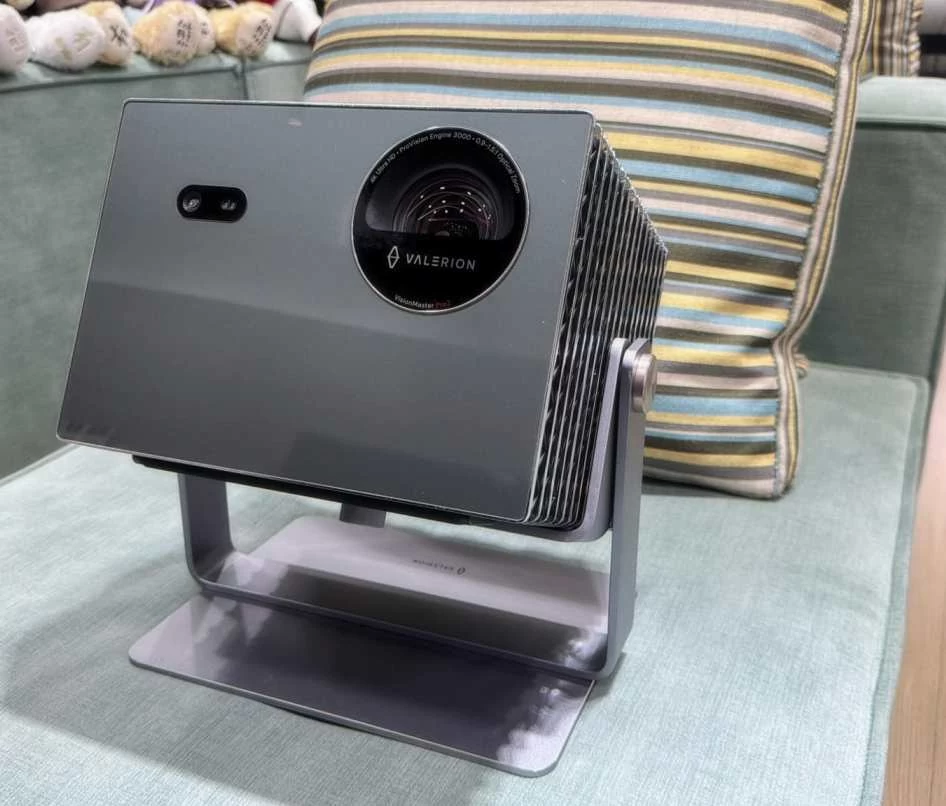 Valerion VisionMaster Pro 2 旗艦 4K RGB三雷射中⾧焦投影機